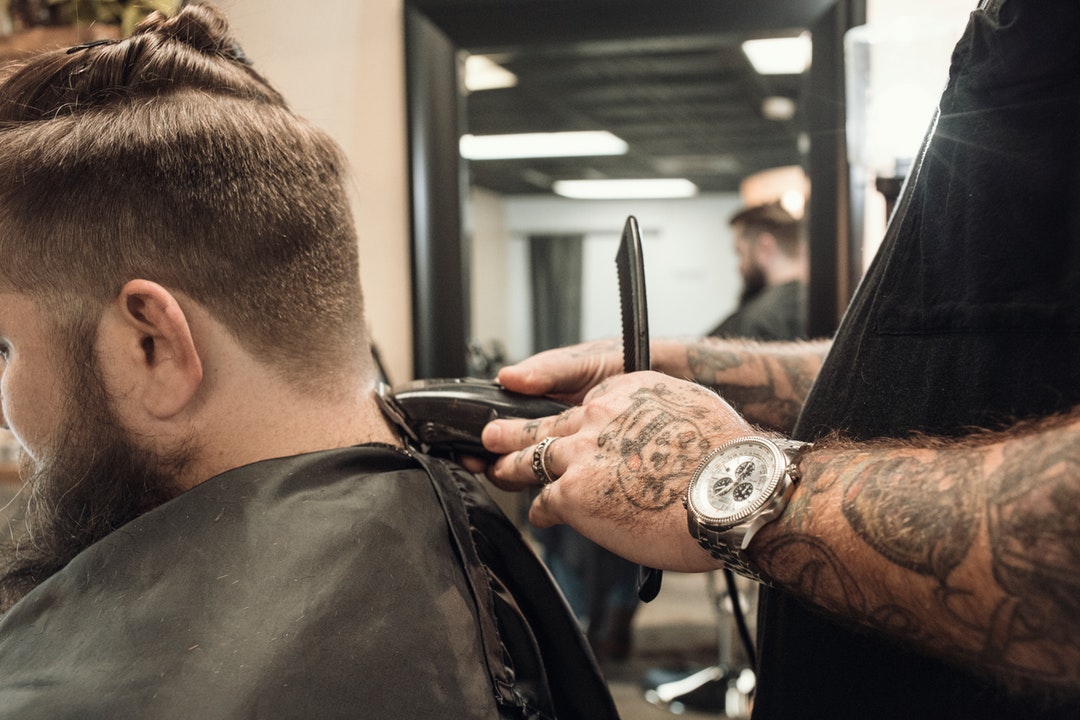 A New Barber’s Guide to Mastering Clean Fades